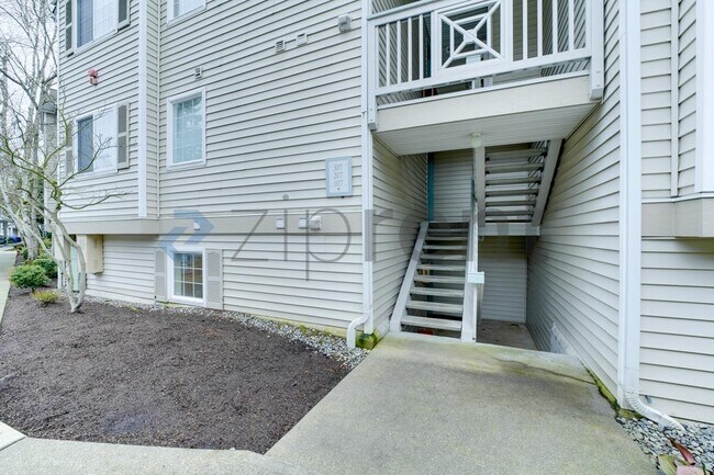 Foto del edificio - 1674 118th Ave SE