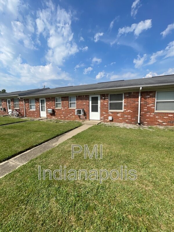 Building Photo - 122 W William Dr