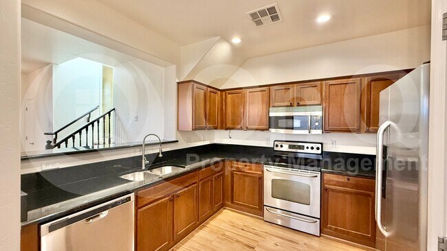 Foto del edificio - 5334 W Chisum Trail