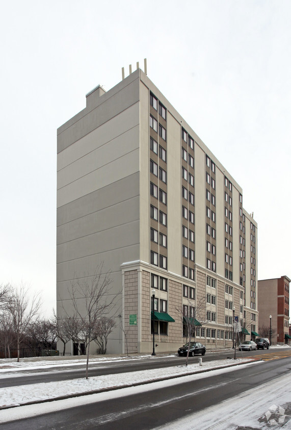 Building Photo - Urban Park Towers