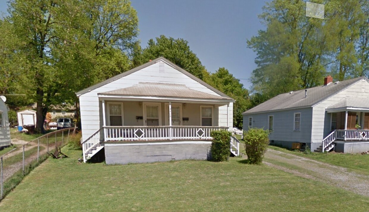 Primary Photo - 4406 Trinity Ave