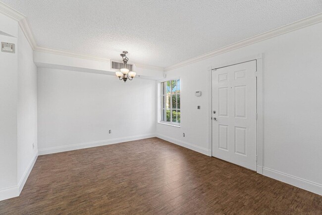 Building Photo - 111 Yacht Club Way
