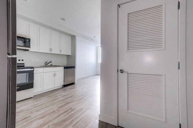 Foto del edificio - Crenshaw Lofts