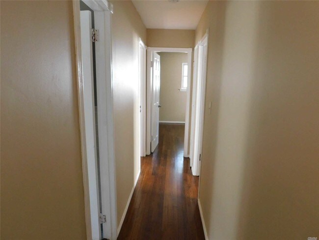 Building Photo - 115 Remsen Ave