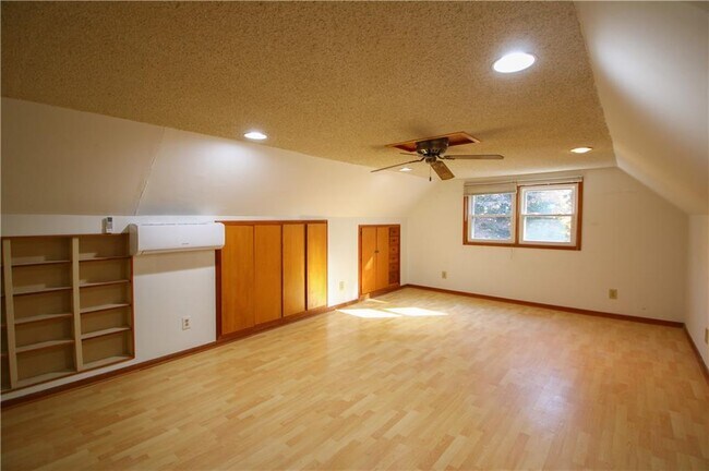 Building Photo - 105 Homeport Dr