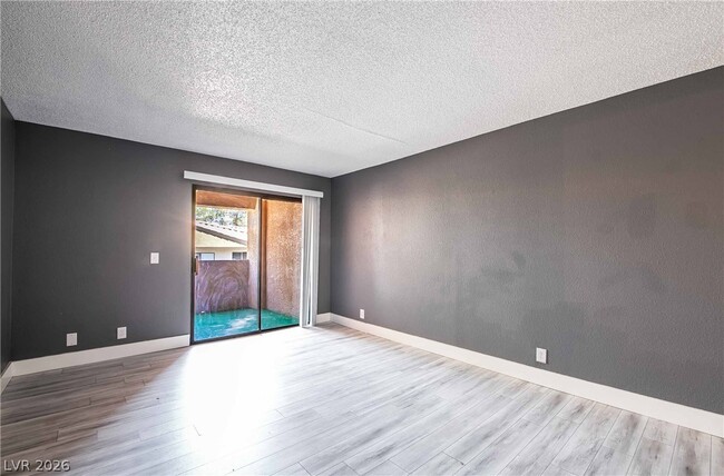 Building Photo - 3151 N Soaring Gulls Dr