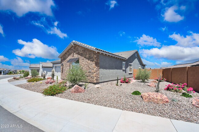 Building Photo - 27368 W Osprey Dr