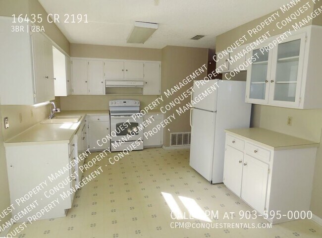 Building Photo - COMING SOON! Updated 3 Bedroom, 2 Bath Hom...
