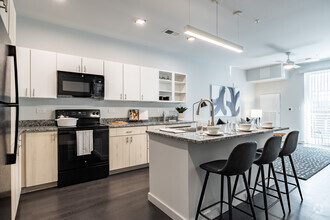 Interior Photo - Avondale Hills