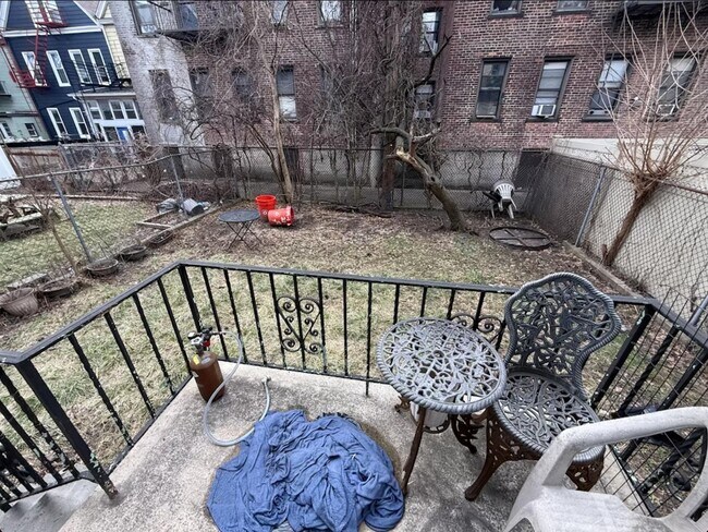 Foto del edificio - 21 49th St