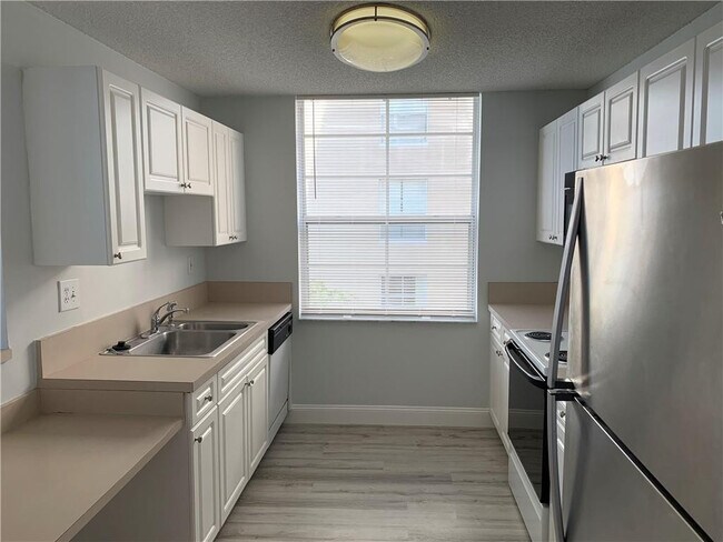 Foto del edificio - 520 SE 5 Ave