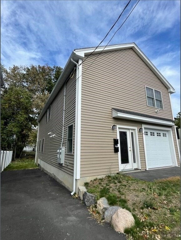 Building Photo - 43 Arnold St
