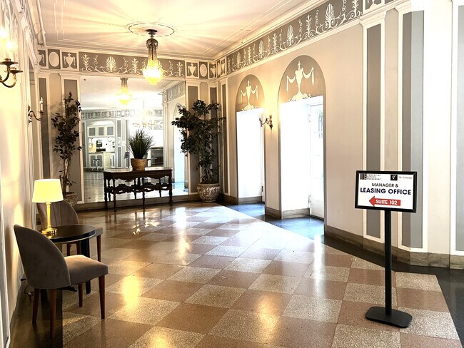 Foto del edificio - Wilshire Villas North