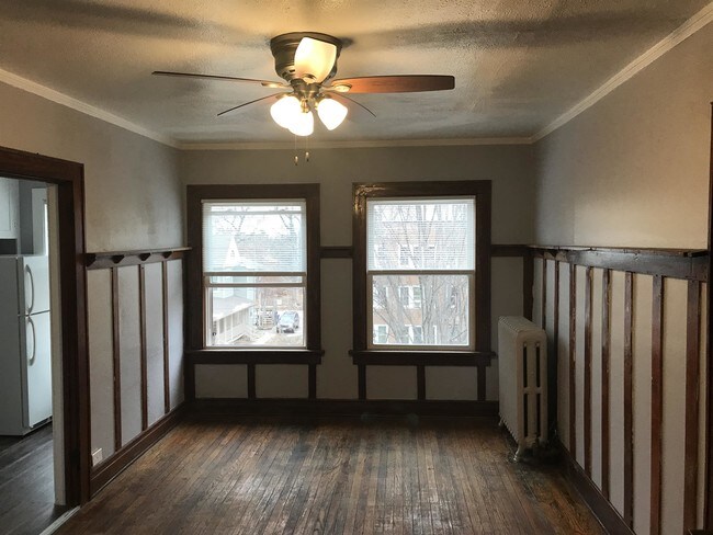 Foto del edificio - 2900-2902 Cottage Grove Ave