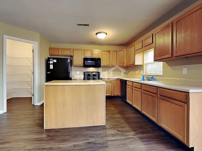 Building Photo - 4704 Ashfield Dr