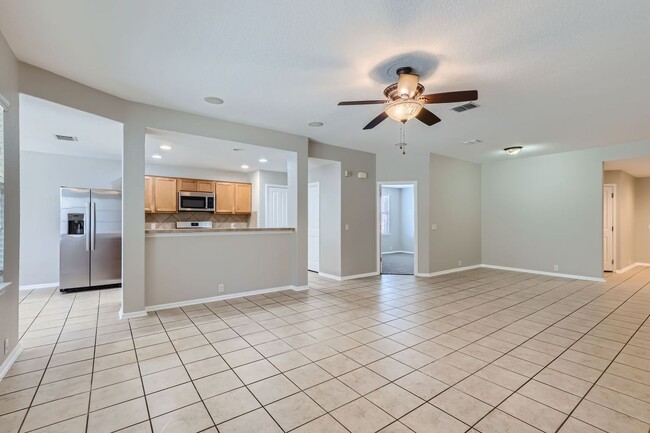 Building Photo - Large one story home on a corner lot locat...