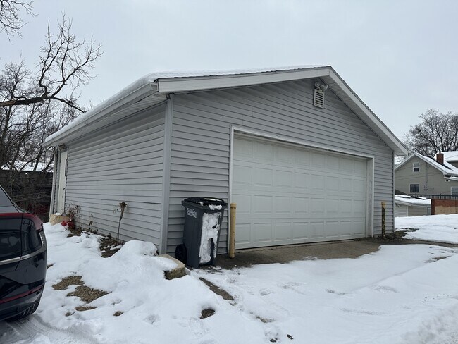 Foto del edificio - 579 W 3rd St