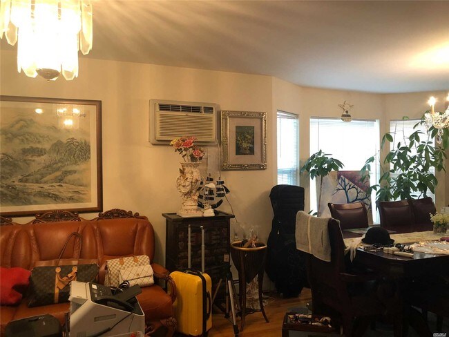 Foto del edificio - 64-58 231st St