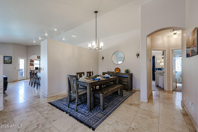 Building Photo - 4010 E Sidewinder Ct