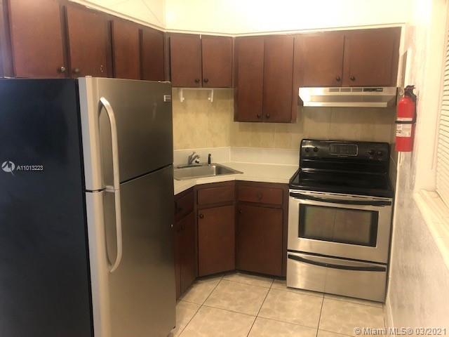 Foto del edificio - 3128 SW 12th Pl