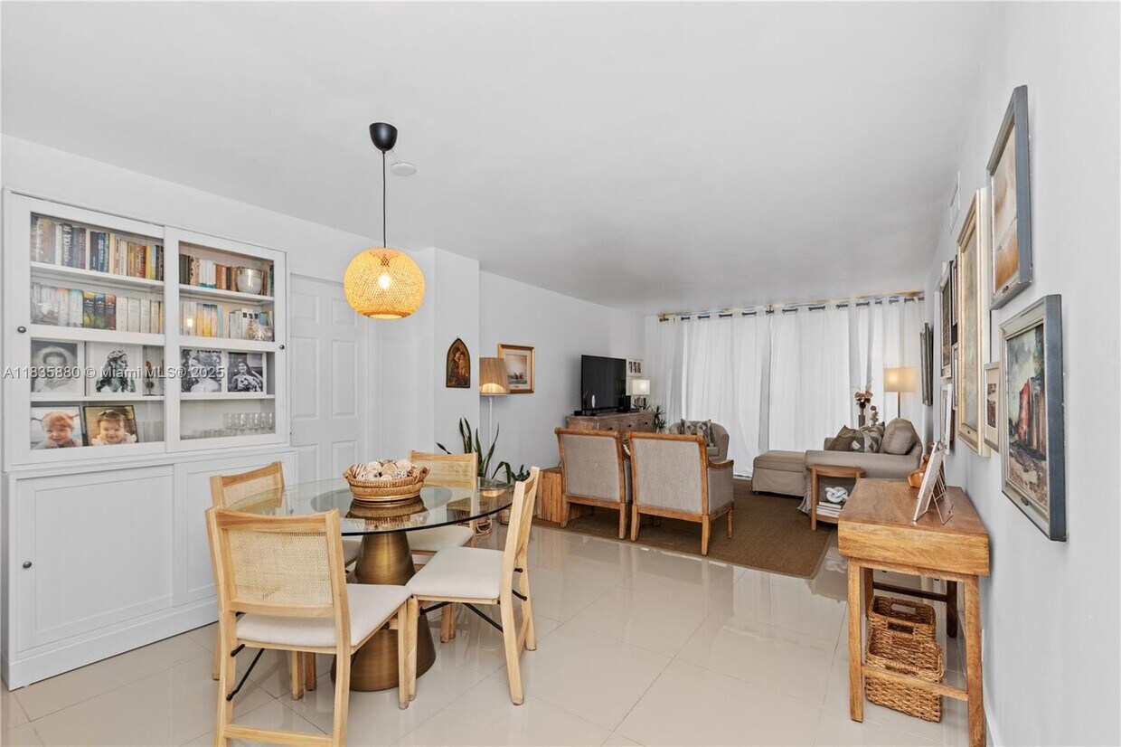 Foto principal - 3301 N Country Club Dr