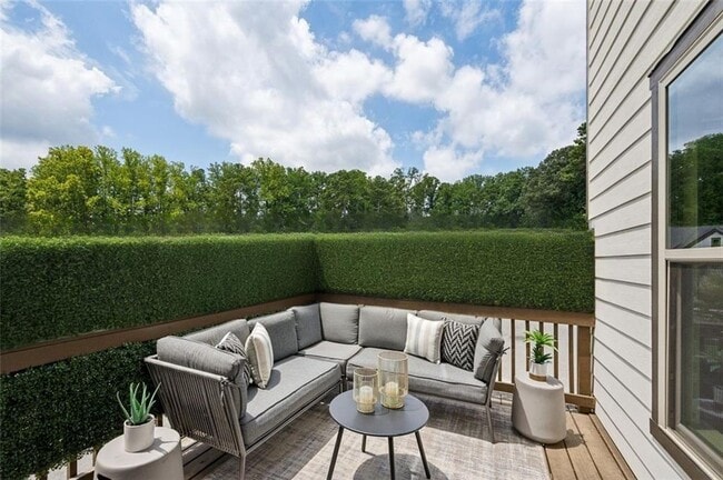 Building Photo - 2090 Emmet Pk Ln