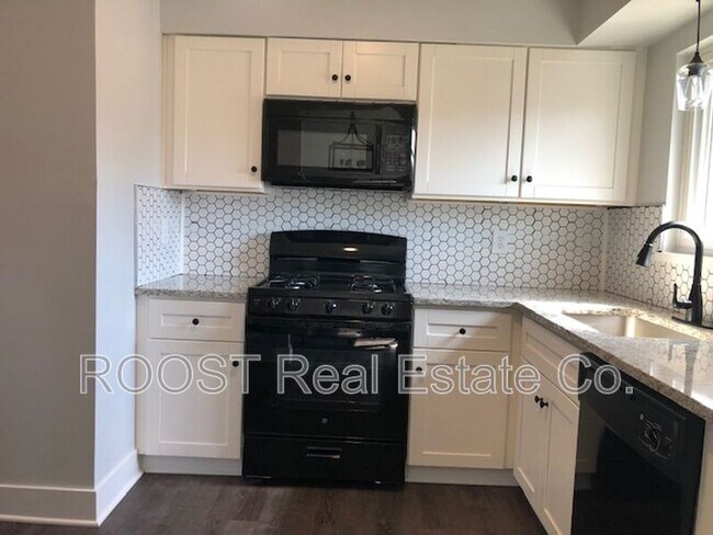 Foto del edificio - 4825 Pennfair St