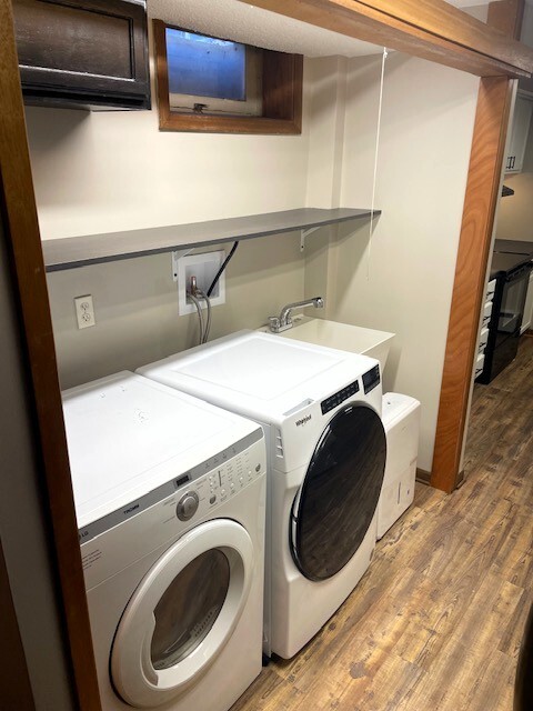 Foto del edificio - 9901 Runnymeade Ln