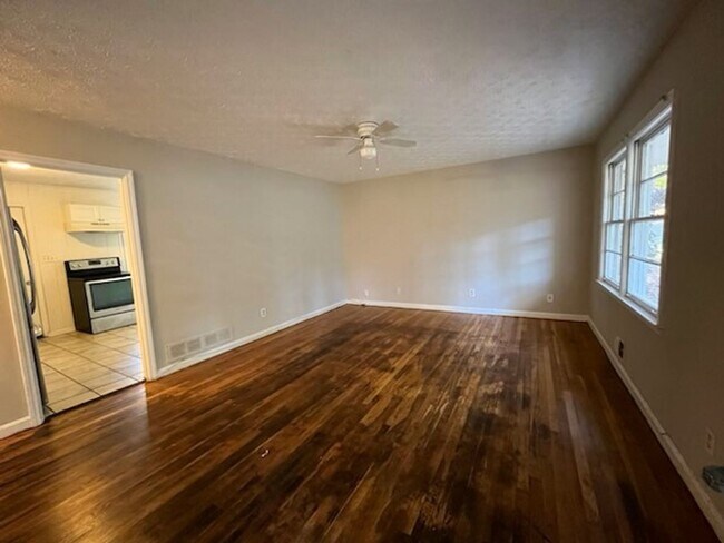 Building Photo - FREE RENT!! Welcome to your dream home in ...