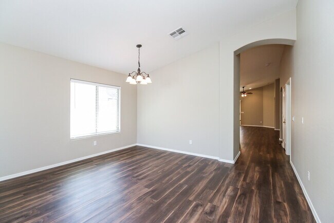 Foto del edificio - 3275 W Sunshine Butte Dr