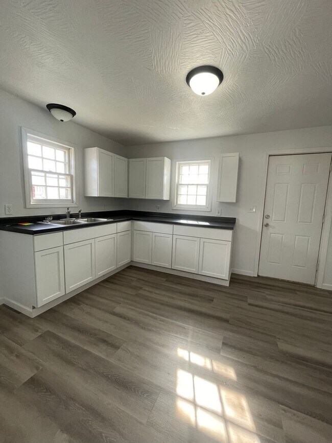 Foto del edificio - Available Now 2 bedroom 1 bath home
