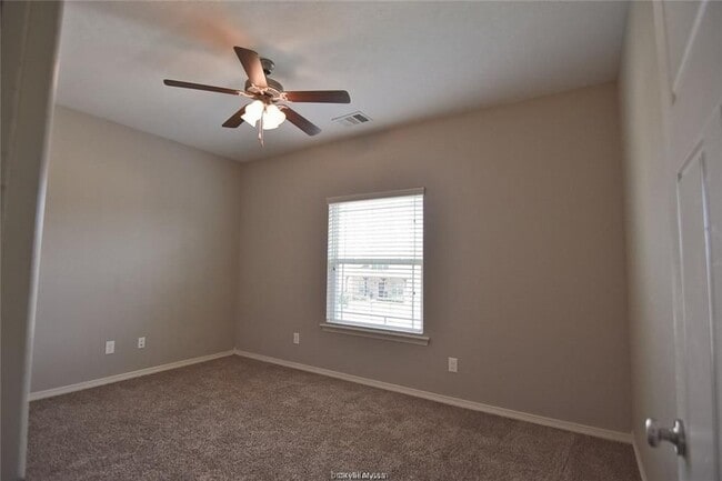 Building Photo - 6912 Appomattox Dr