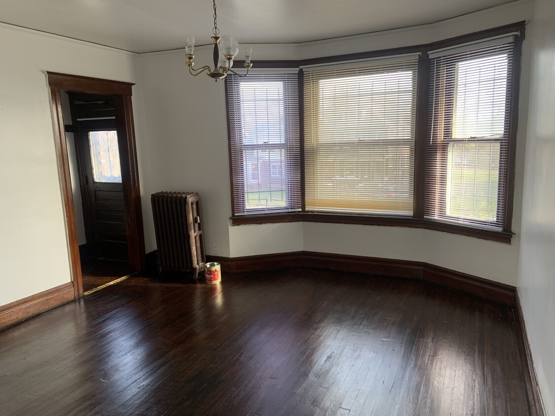 Living Room - 2973 Harding St