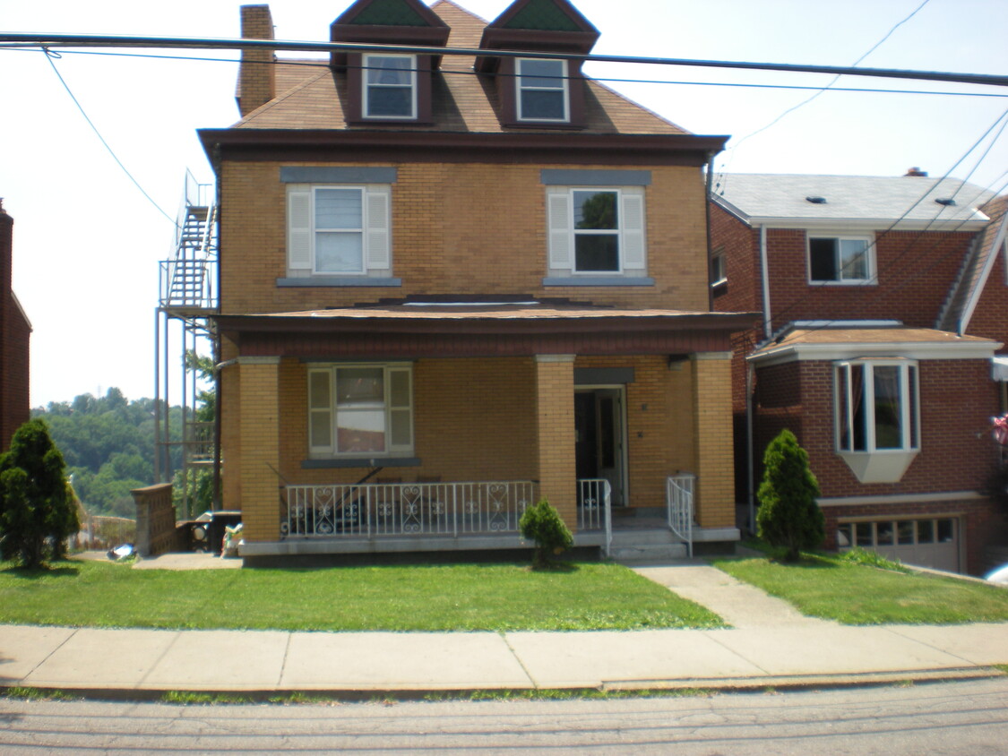 Foto principal - 1312 Woodbourne Ave