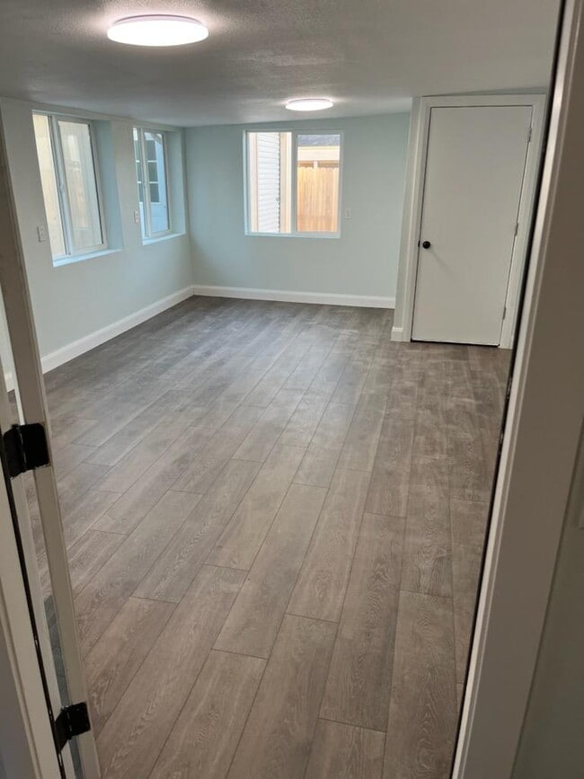 Foto del edificio - 265 W 600 N