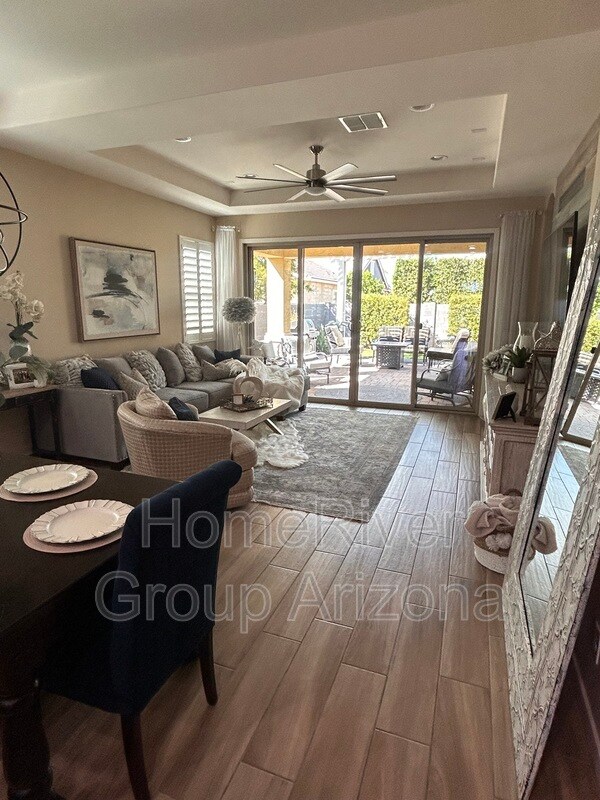 Foto del edificio - 3074 E Spring Wheat Ln