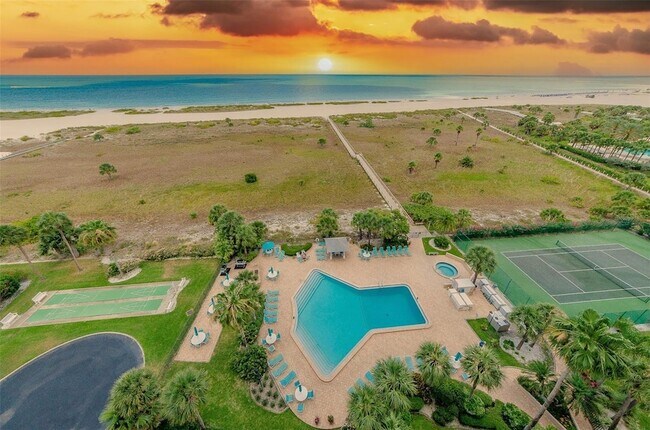 Foto del edificio - 1250 Gulf Blvd