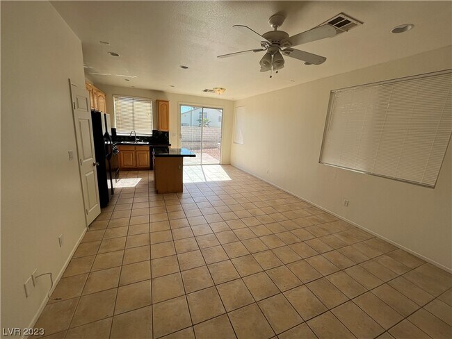 Building Photo - 5710 Indian Springs St