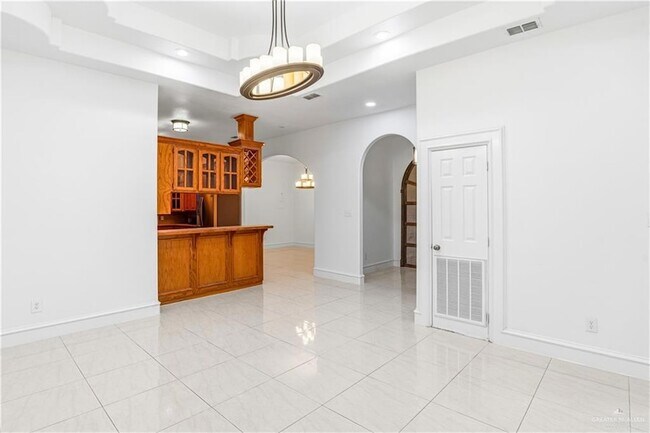 Foto del edificio - 23790 N Val Verde Rd