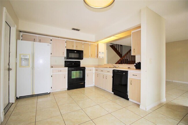 Building Photo - 4684 Pheasant Run Dr
