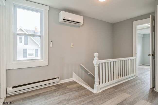 Foto del edificio - 99 Allen St