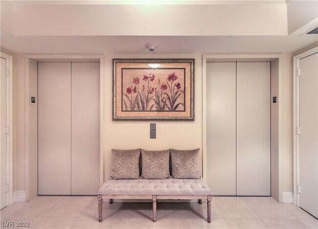 Foto del edificio - 2877 Paradise Rd