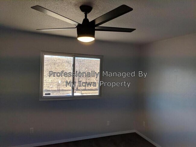 Foto del edificio - 1119 3rd St SW