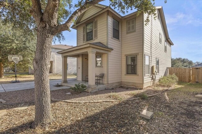 Foto del edificio - 304 Cordero Dr