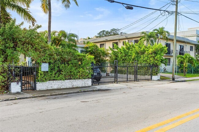 Foto del edificio - 1460 NW 2nd St