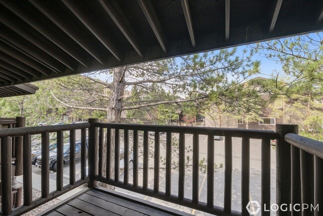 Building Photo - Cozy Condo in Park City!