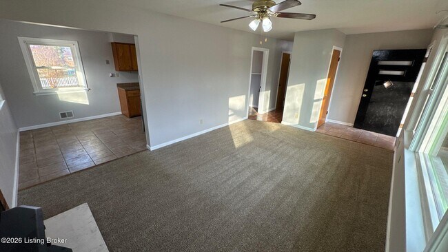 Foto del edificio - 6001 Applegate Ln