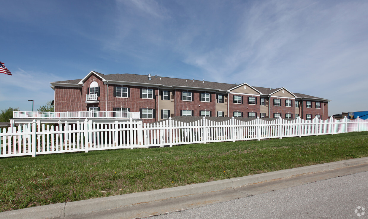 Building Photo - The Residences at Liberty Place