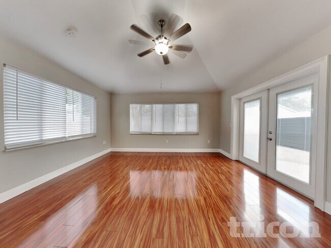 Building Photo - 3613 Maricopa Ct