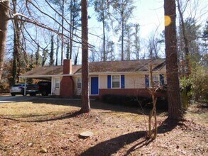 Building Photo - 270 Tall Tree Rd